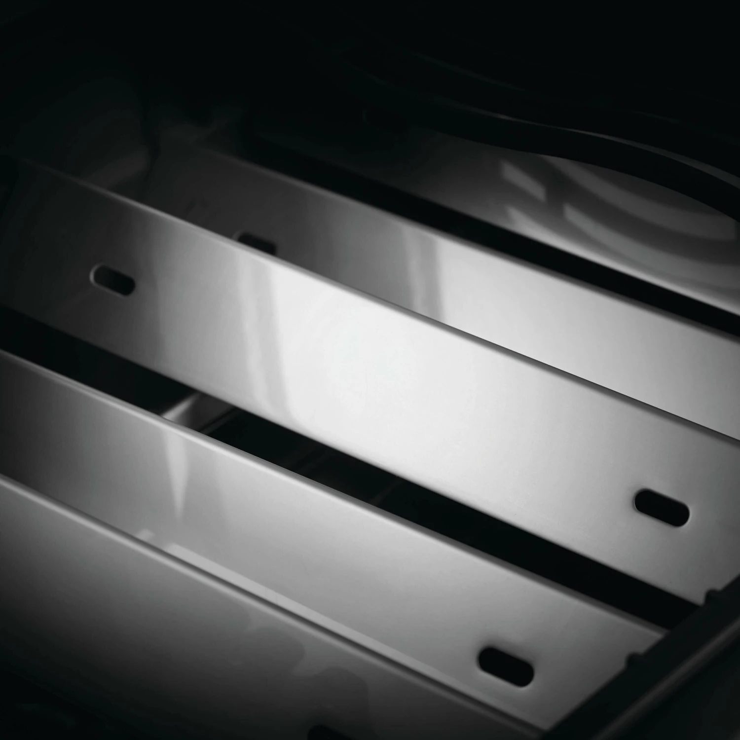 Napoleon Rogue 365 Limited Edition Gasbarbecue Matt Black 8 Napoleon Rogue 365 Limited Edition Gasbarbecue Matt Black - Image 6